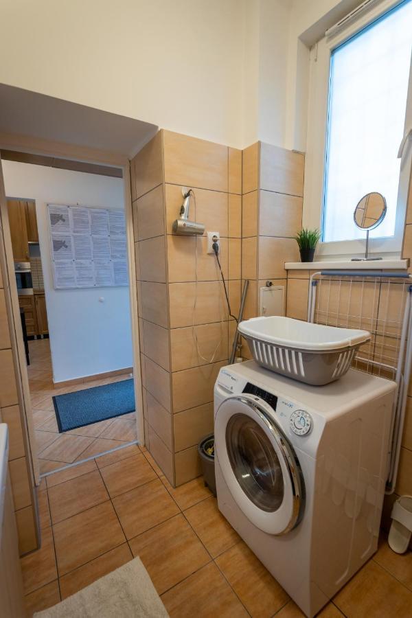 Sunbird Apartman Budapest Budapeste Exterior foto